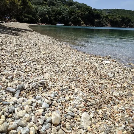 Apartment Stylish Ground Floor Maisonette Volos