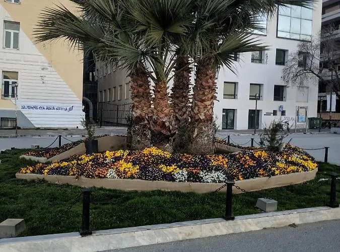 Stylish Ground Floor Maisonette Volos