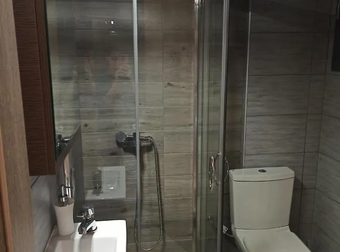 Stylish Ground Floor Maisonette Appartamento