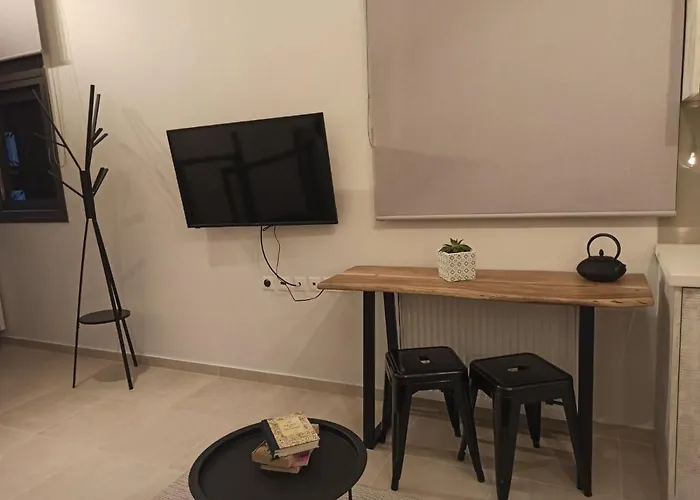 Appartamento Stylish Ground Floor Maisonette Volos