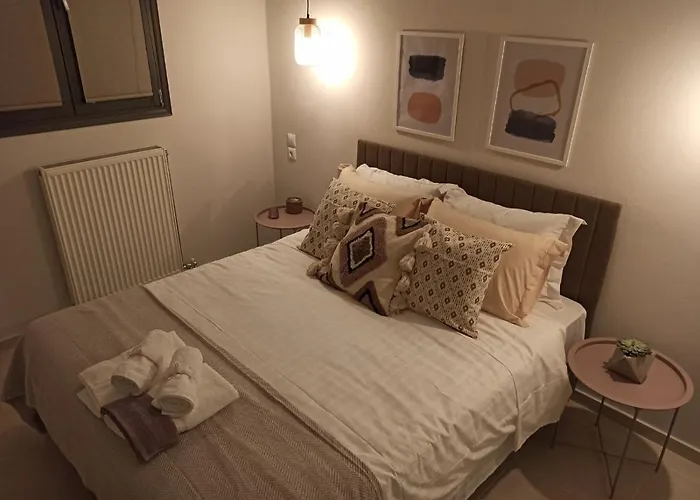 Stylish Ground Floor Maisonette Appartamento *