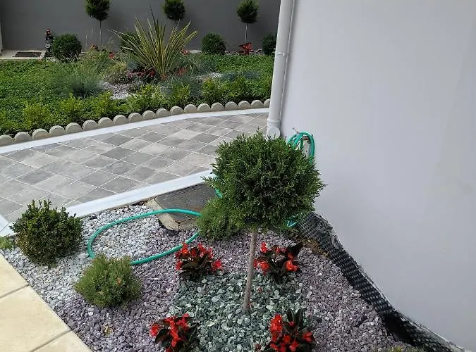 Stylish Ground Floor Maisonette *