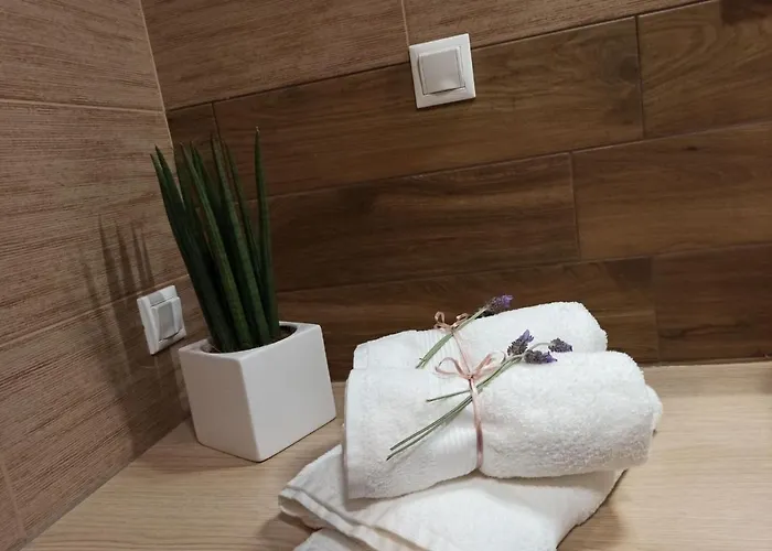 Stylish Ground Floor Maisonette Apartment Volos